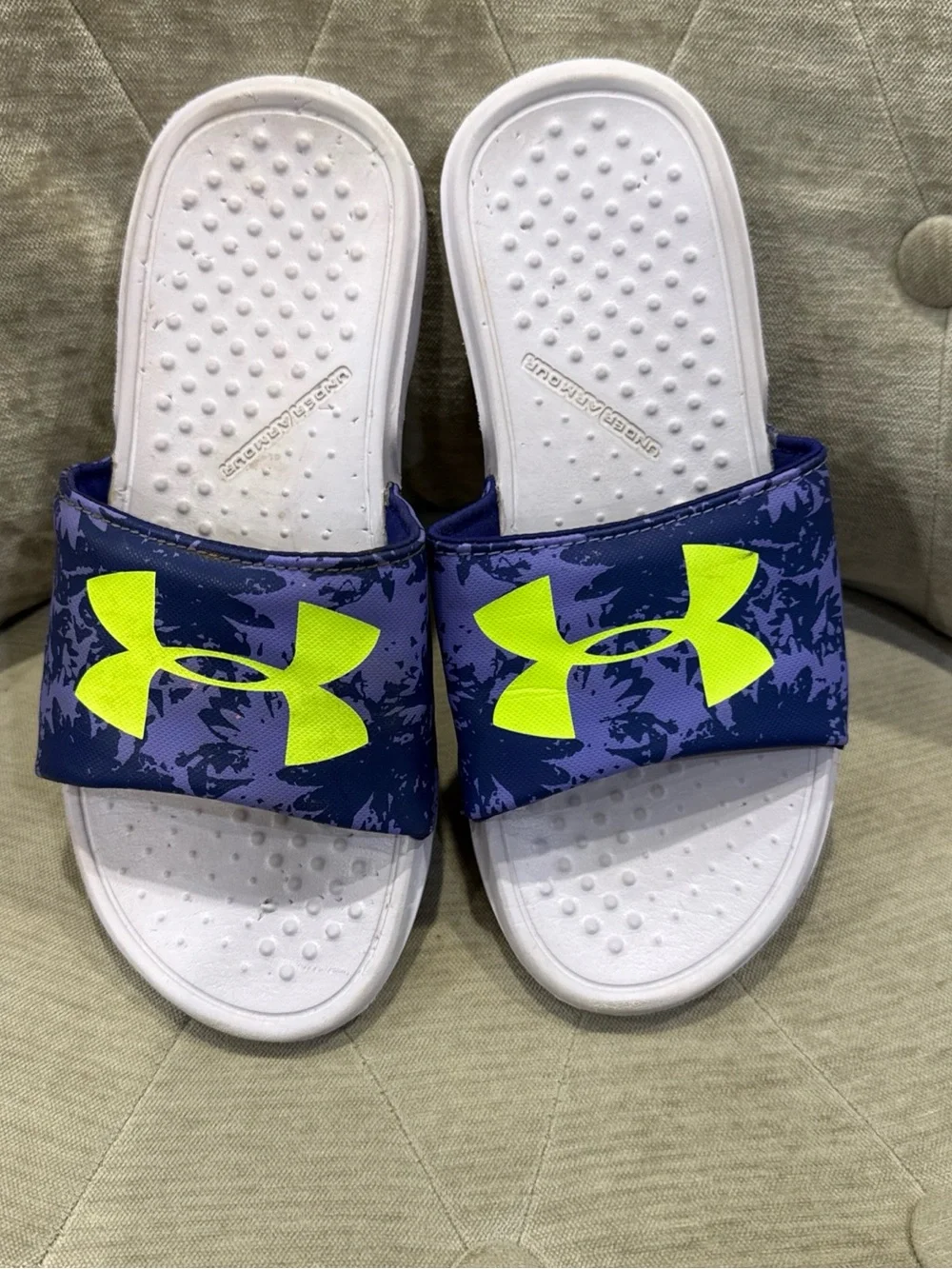 Under Armour Strike Floral Slip On Slide Sandals Purple/ Lil Girls Youth Size 4Y
